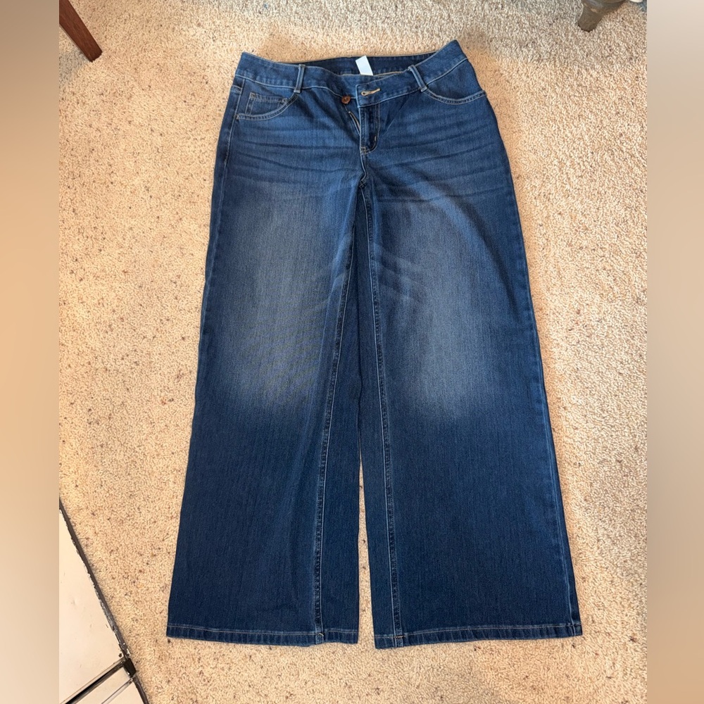 Halara Flex Asymmetric Low Rise Baggy Jean sz M - Picture 3 of 8